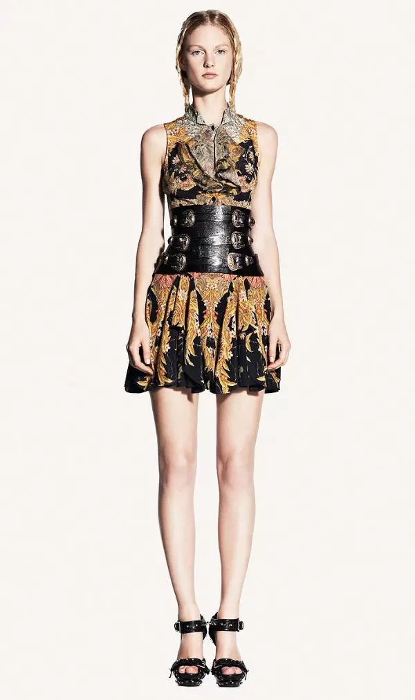 Alexander McQueen Spring 2011: Patricia van der Vliet