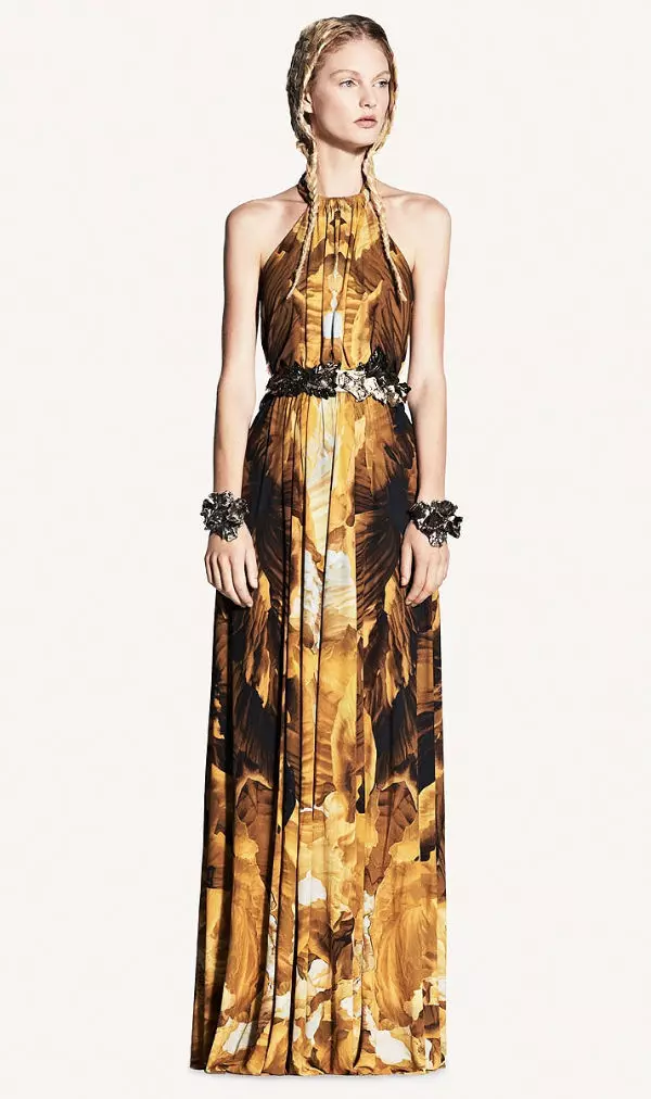 Alexander McQueen 2011 春夏系列：Patricia van der Vliet