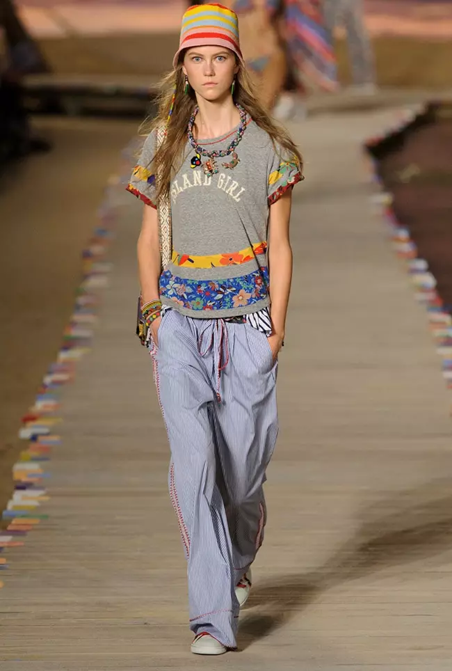 Tommy Hilfiger Spring 2016 | နယူးယောက်ဖက်ရှင်ရက်သတ္တပတ်