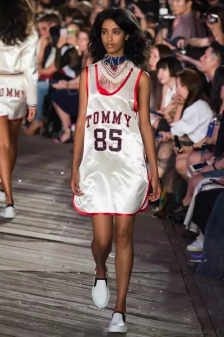 Tommy Hilfiger fa atletisme per a la tardor de 2016