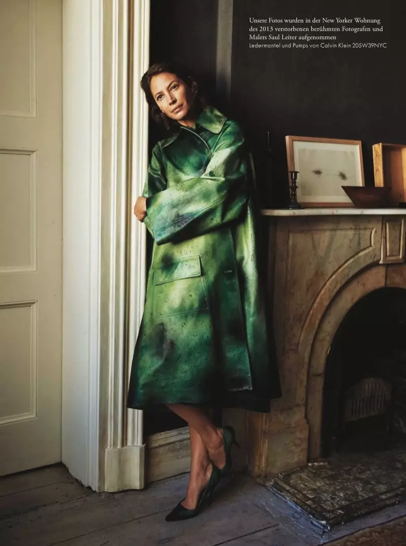 Christy Turlington es una belleza natural en la revista Zeit