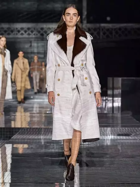 Burberry 2020-يىلى كۈز پەسلى بىلەن ساياھەت قىلىدۇ