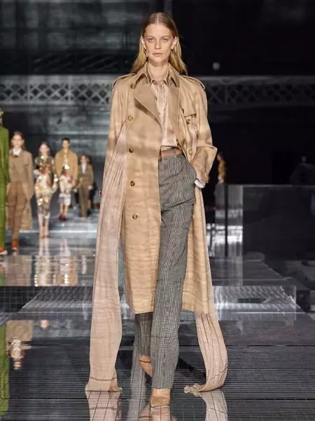 Burberry teeb reisi 2020. aasta sügisesega