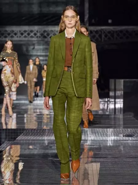 Burberry 2020 yilgi kuz shousi bilan sayohatga chiqadi