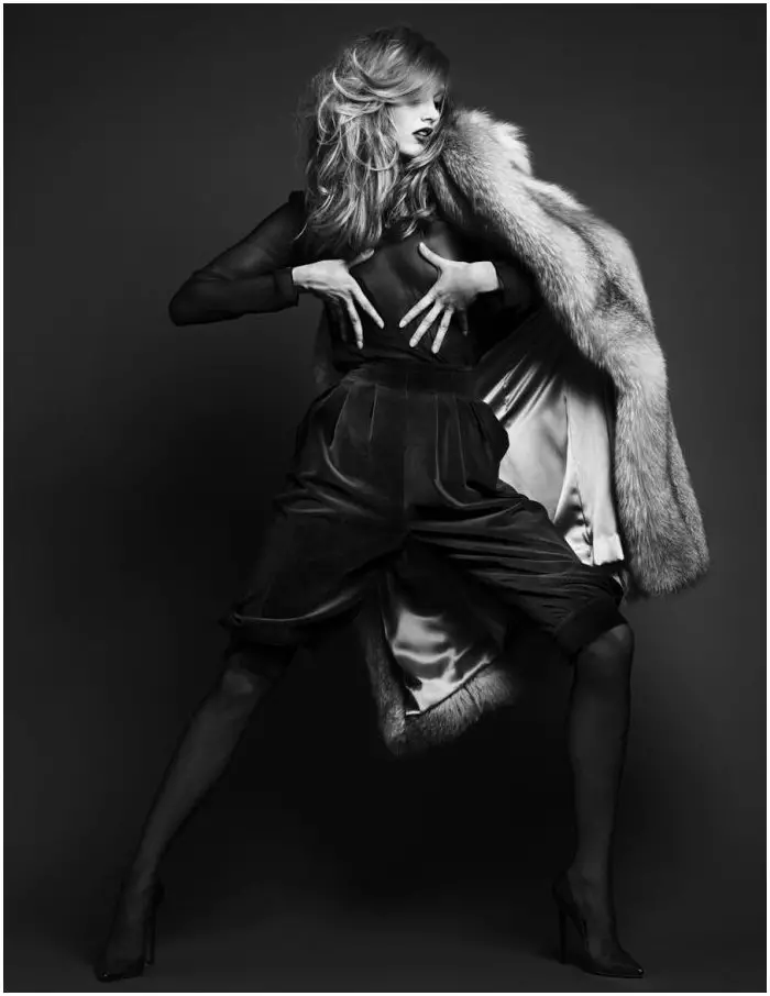 Karmen Pedaru ee Hedi Slimane ee Vogue China Sebtembar 2011