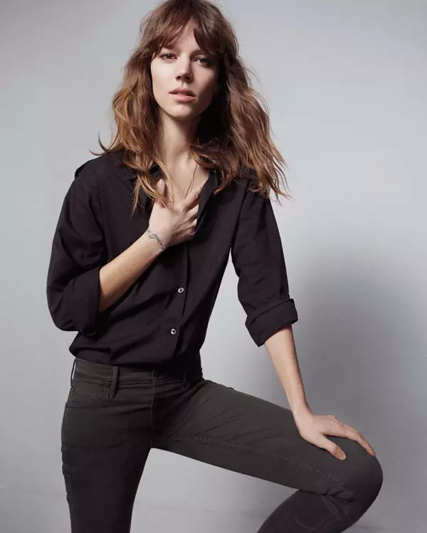 Vea la colección cápsula de Freja Beha Erichsen para Mother Denim