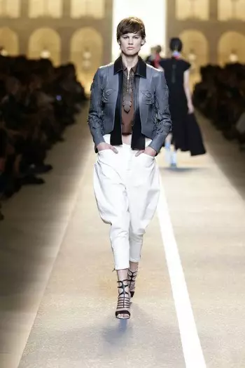 Fendi pomlad 2015: Rože cvetijo