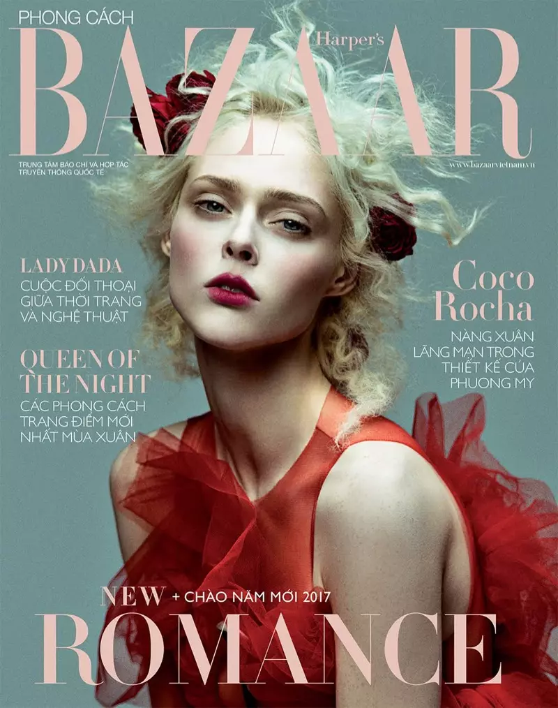 Coco Rocha, gefotografeerd door Zhang Jingna, poseert op de cover van Harper's Bazaar Vietnam in januari 2017