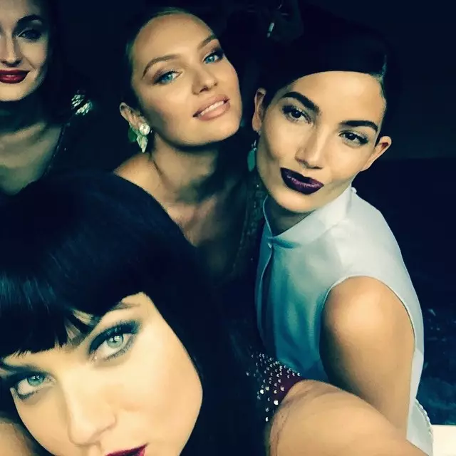 Sirrin Mala'iku na Victoria Adriana Lima, Candice Swanepoel da Lily Aldridge sun ɓoye a wurin taron.