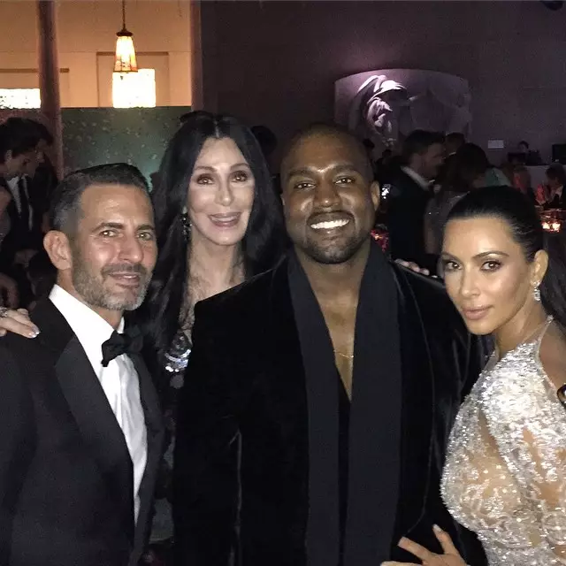 Na faʻasoa e Marc Jacobs lenei ata ia te ia lava, Cher, Kanye West ma Kim Kardashian