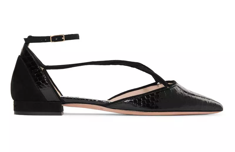 Giorgio Armani Semsket trimmet Python Point-Toe Flats $1 195