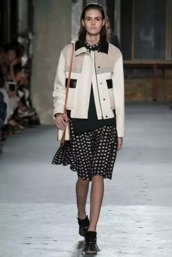 Proenza Schouler بهار 2015 لاءِ بنيادي شيون تازه ڪاري ڪري ٿو