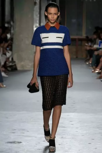 Proenza Schouler ਬਸੰਤ 2015 ਲਈ ਬੁਨਿਆਦੀ ਅੱਪਡੇਟ ਕਰਦਾ ਹੈ