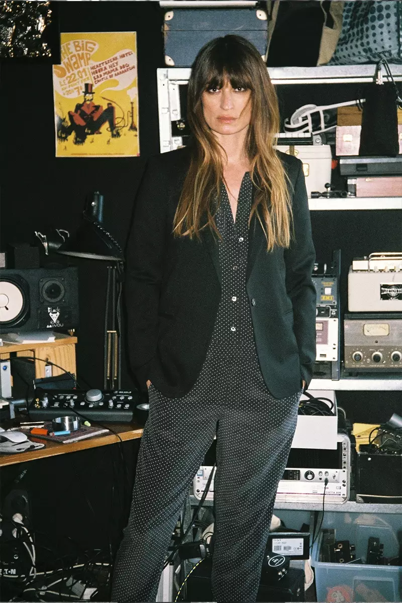 Caroline de Maigret-ը նկարահանվել է Equipment-ի 2015 թվականի աշնանային լուքբուքում