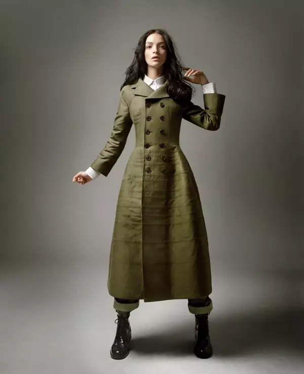 Bergdorf Goodman Fall 2010을 위한 Cédric Buchet의 Mariacarla Boscino