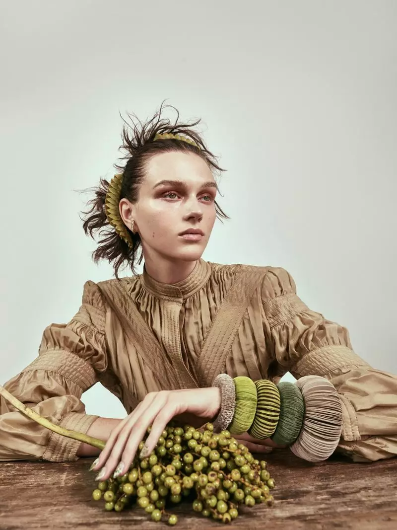 Natalie Ogg Vogue Arabia dabiskā stila modes redakcija