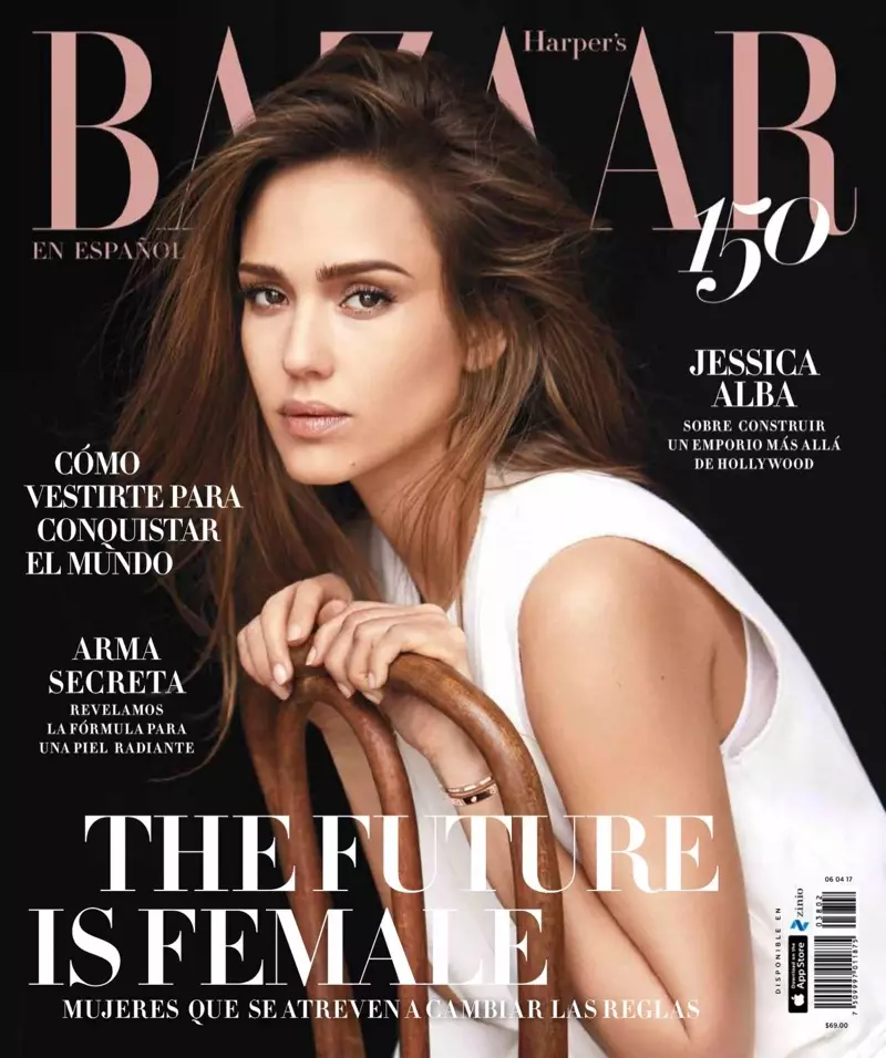 Jessica Alba ar Chlúdach Márta 2017 Harper's Bazaar Meicsiceo