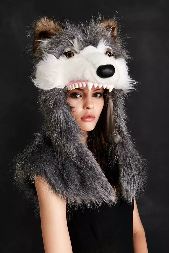 Impyisi ya Wolf iboneka $ 98.00