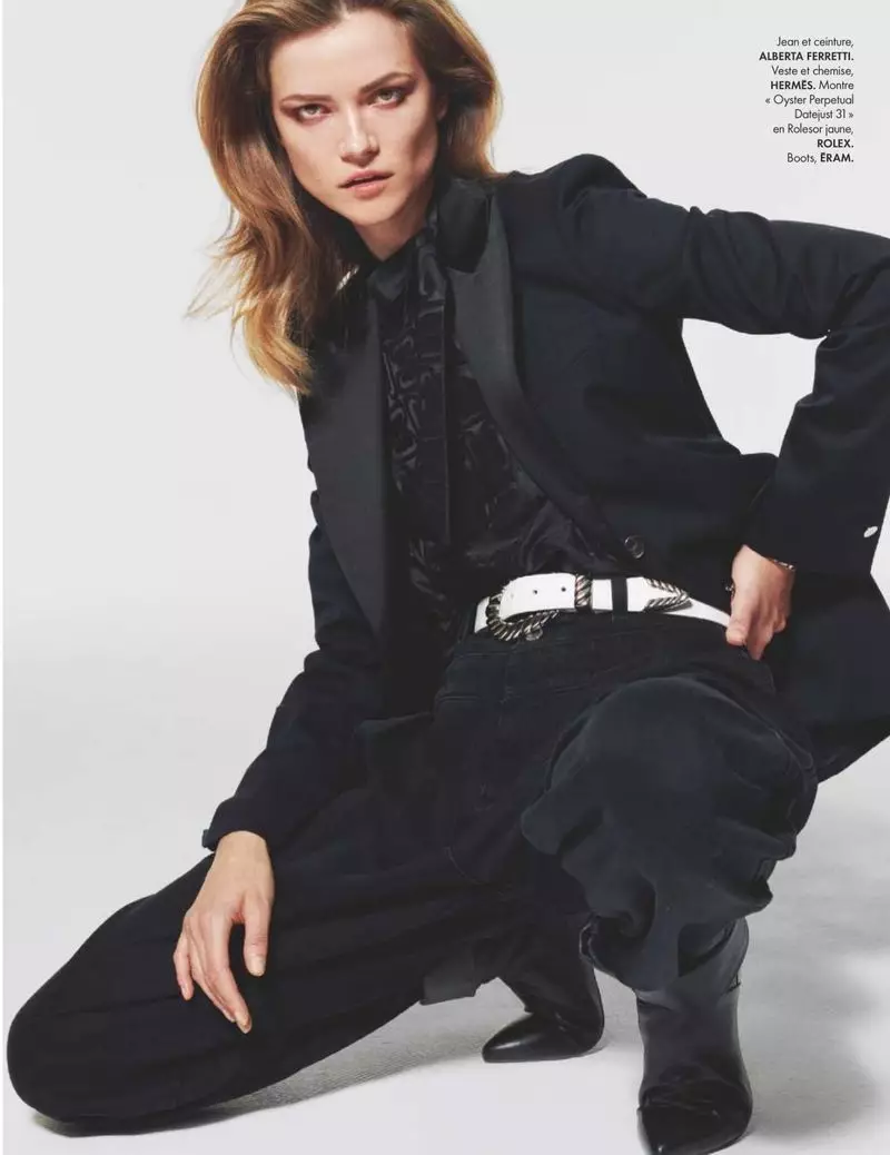 Kasia Struss Sports Casual Denim Looks pour ELLE France