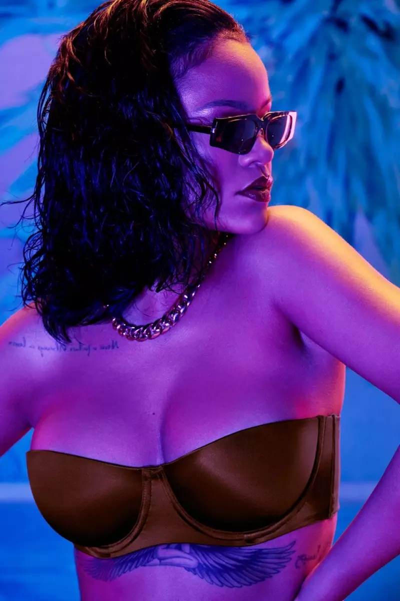 Nosi sunčane naočale, Rihanna predvodi Savage x Fenty kampanju proljeće-ljeto 2019.