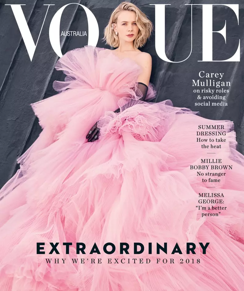 Carey Mulligan 登上 Vogue Australia 2018 年 1 月封面