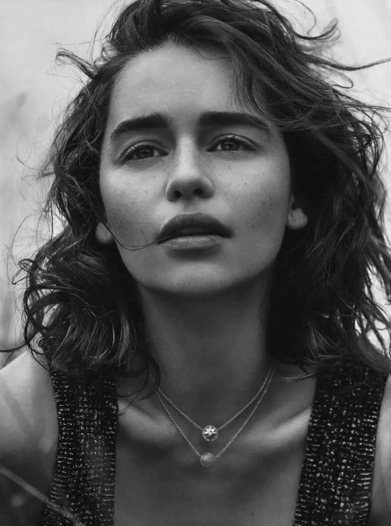 Emilia-Clarke-Dior-Gazetiko-ririnina-2015-Sarin-tsary05