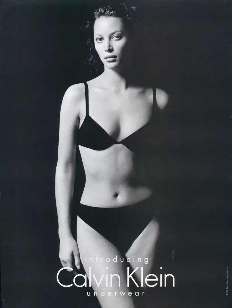 ย้อนหลังวันพฤหัส | Christy Turlington สำหรับ Calvin Klein Underwear 1995 Ads