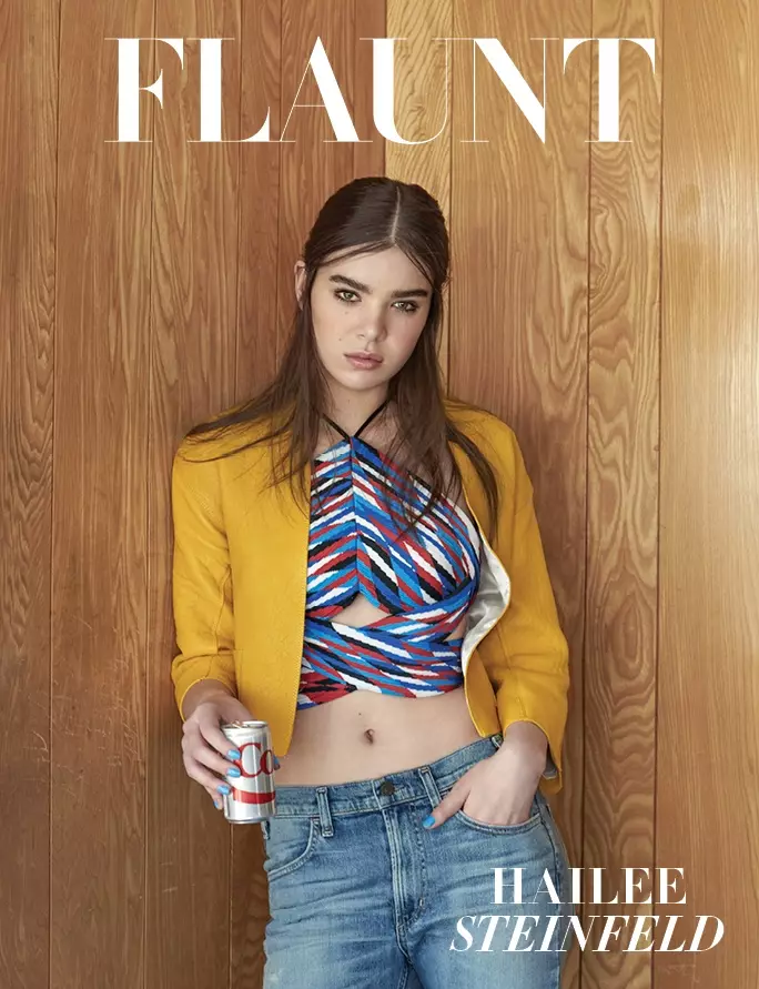 Hailee Steinfeld tgħaqqad l-aħħar qoxra ta' FLAUNT Magazine fotografata minn Stevie u Mada