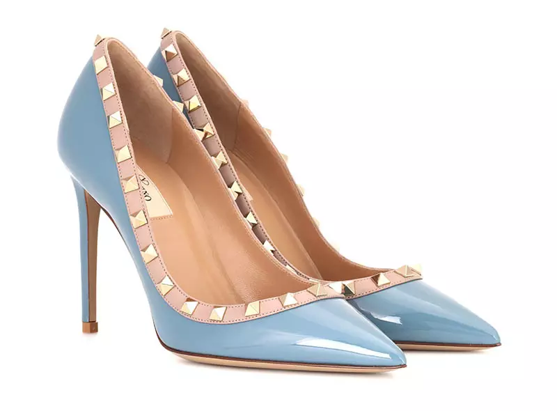 ស្នប់ស្បែកប៉ាតង់ Valentino Rockstud នៅក្នុង Sky Blue $825