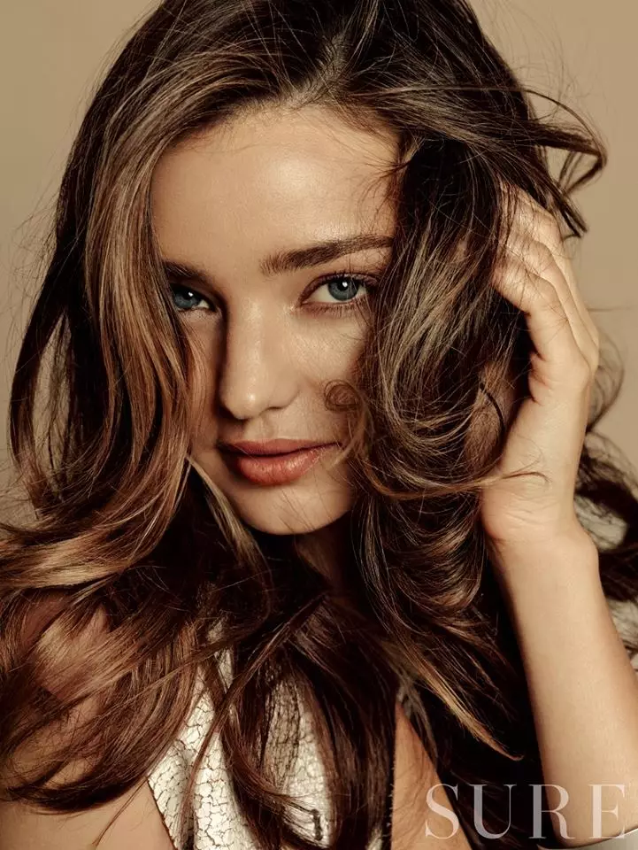 miranda-kerr-korea-shoot1