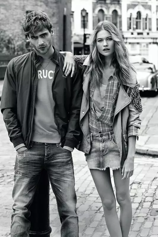 Behati Prinsloo žvaigždės Pepe Jeans Londono 2014 m. pavasario/vasaros kampanijoje