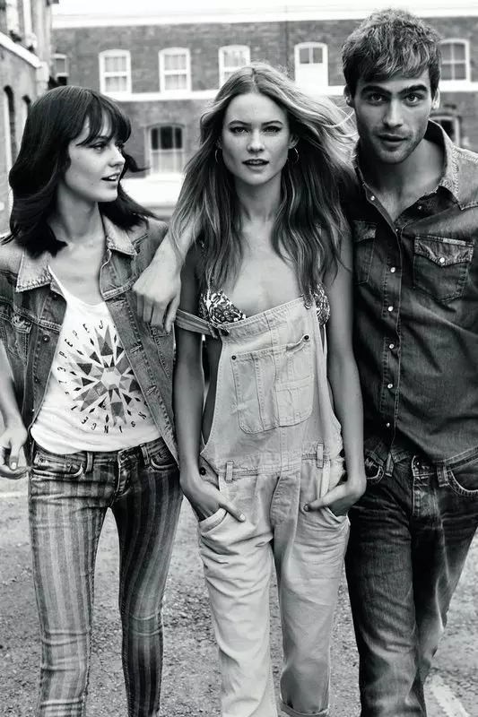 Behati Prinsloo in der Frühjahr/Sommer-Kampagne 2014 von Pepe Jeans in London