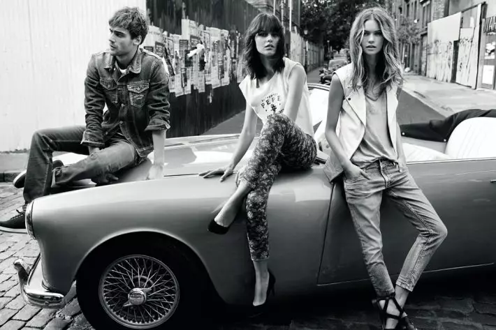 Behati Prinsloo Stars an Pepe Jeans London Fréijoer / Summer 2014 Campagne