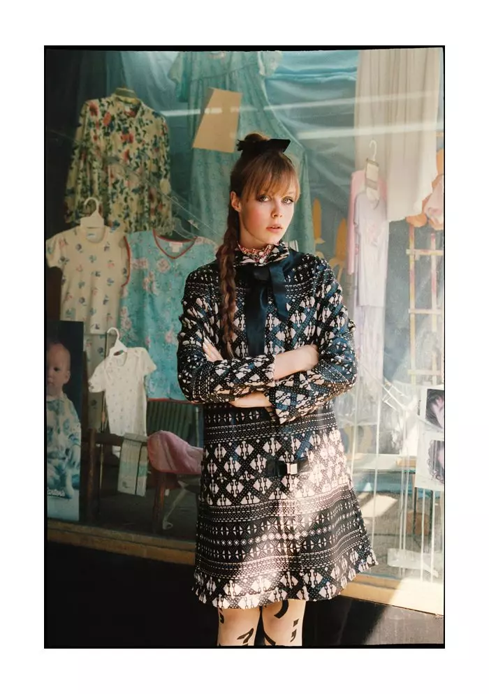 Edie Campbell ni Tim Barber para sa Muse Fall 2011