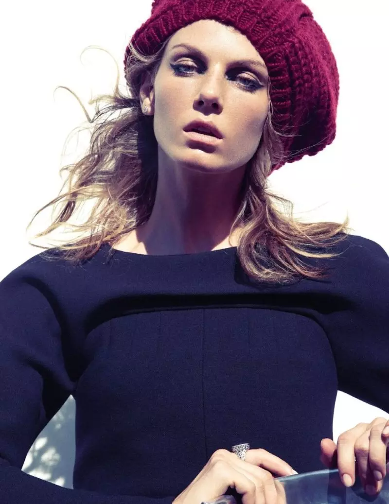 Angela Lindvall par Tesh pour Elle France décembre 2011