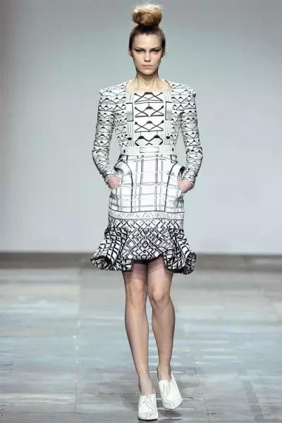 ማርያም Katrantzou ውድቀት 2012 | የለንደን ፋሽን ሳምንት