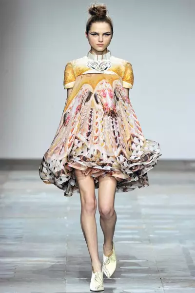 Mary Katrantzou Fall 2012 | Wythnos Ffasiwn Llundain