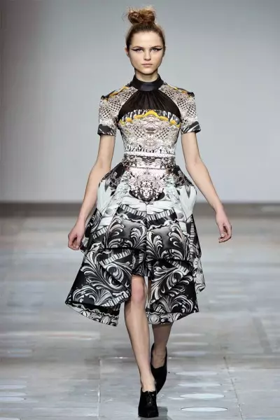 Mērija Katrantzou 2012. gada rudens | Londonas modes nedēļa