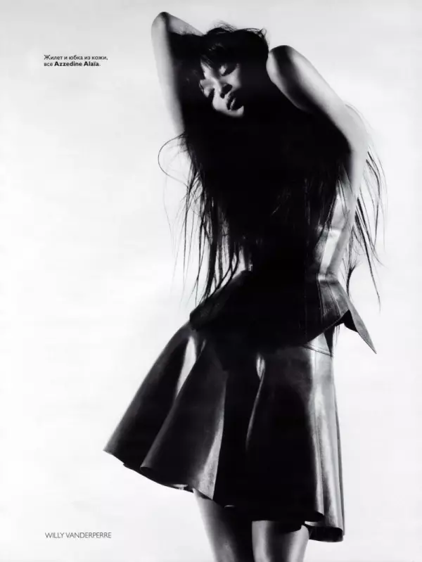 Naomi Campbell ໂດຍ Willy Vanderperre | Vogue ລັດເຊຍ ເດືອນເມສາ 2010