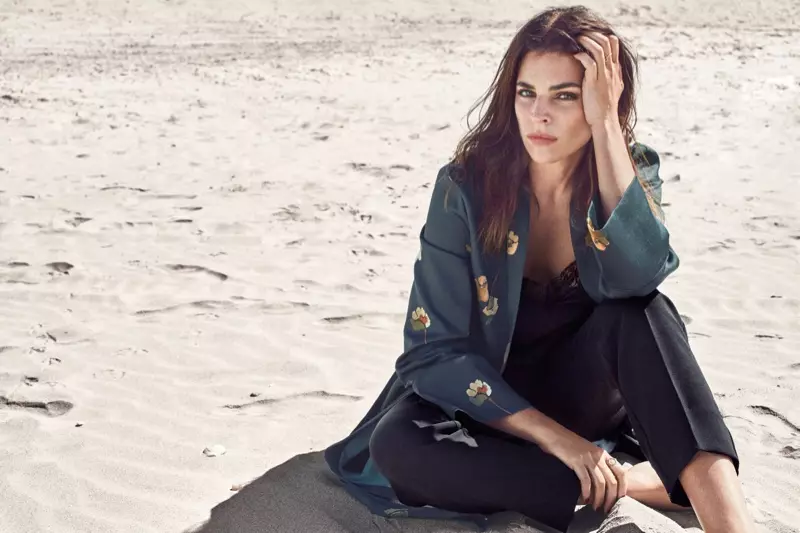 Julia Restoin-Roitfeld Entdeckt New York fir Mango Journeys Campaign