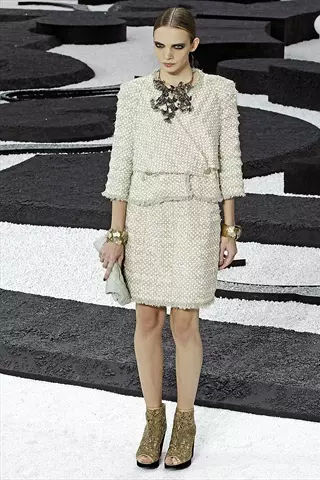 Chanel Άνοιξη 2011 | Εβδομάδα Μόδας στο Παρίσι