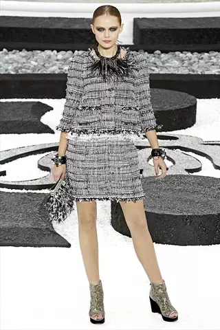 Chanel Spring 2011 | សប្តាហ៍ម៉ូតប៉ារីស