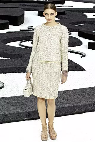 Chanel Գարուն 2011 | Փարիզի նորաձևության շաբաթ