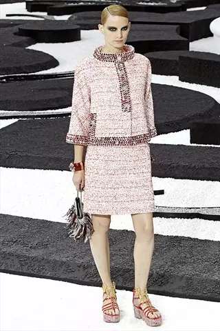 Chanel Spring 2011 | សប្តាហ៍ម៉ូតប៉ារីស