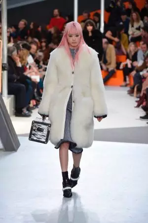 Louis Vuitton Fall 2015: Келечек кийип жүрүүгө болот