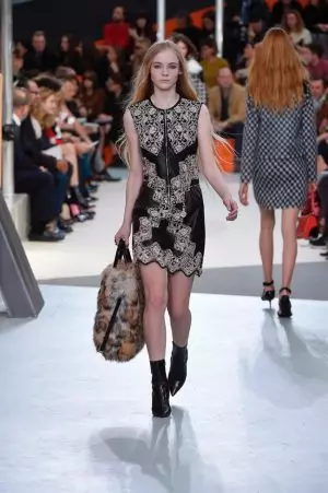 Louis Vuitton Fall 2015: Ang Umaabot Masuot