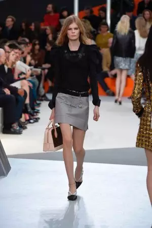 लुई Vuitton पतन 2015: भविष्य पहनने योग्य है