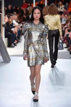 Louis Vuitton Fall 2015: Ọdịnihu bụ eyi