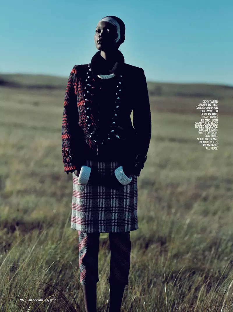 Aluad Deng Anei Sports Tartans ug Plaids para sa Marie Claire South Africa