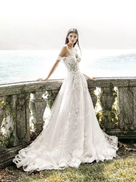 Bianca Balti Dazzles i Gúnaí Bridal Alessandro Angelozzi Couture 2020